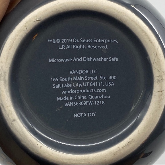 Dr. Seuss "Oh! The places you'll go! Mug - Picture 5 of 6